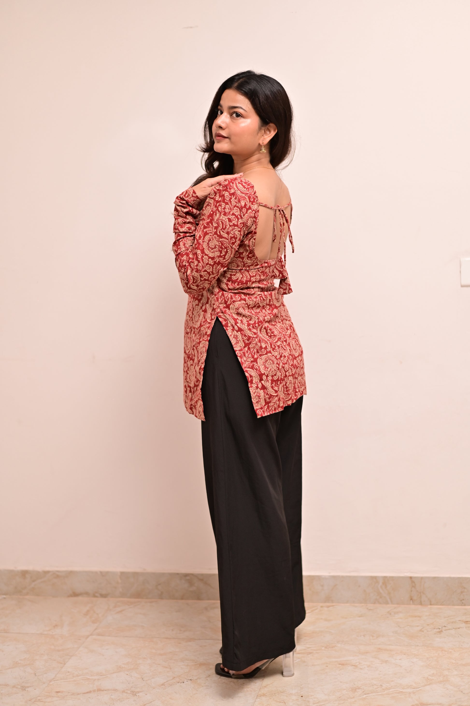 Full sleves red short Kurti