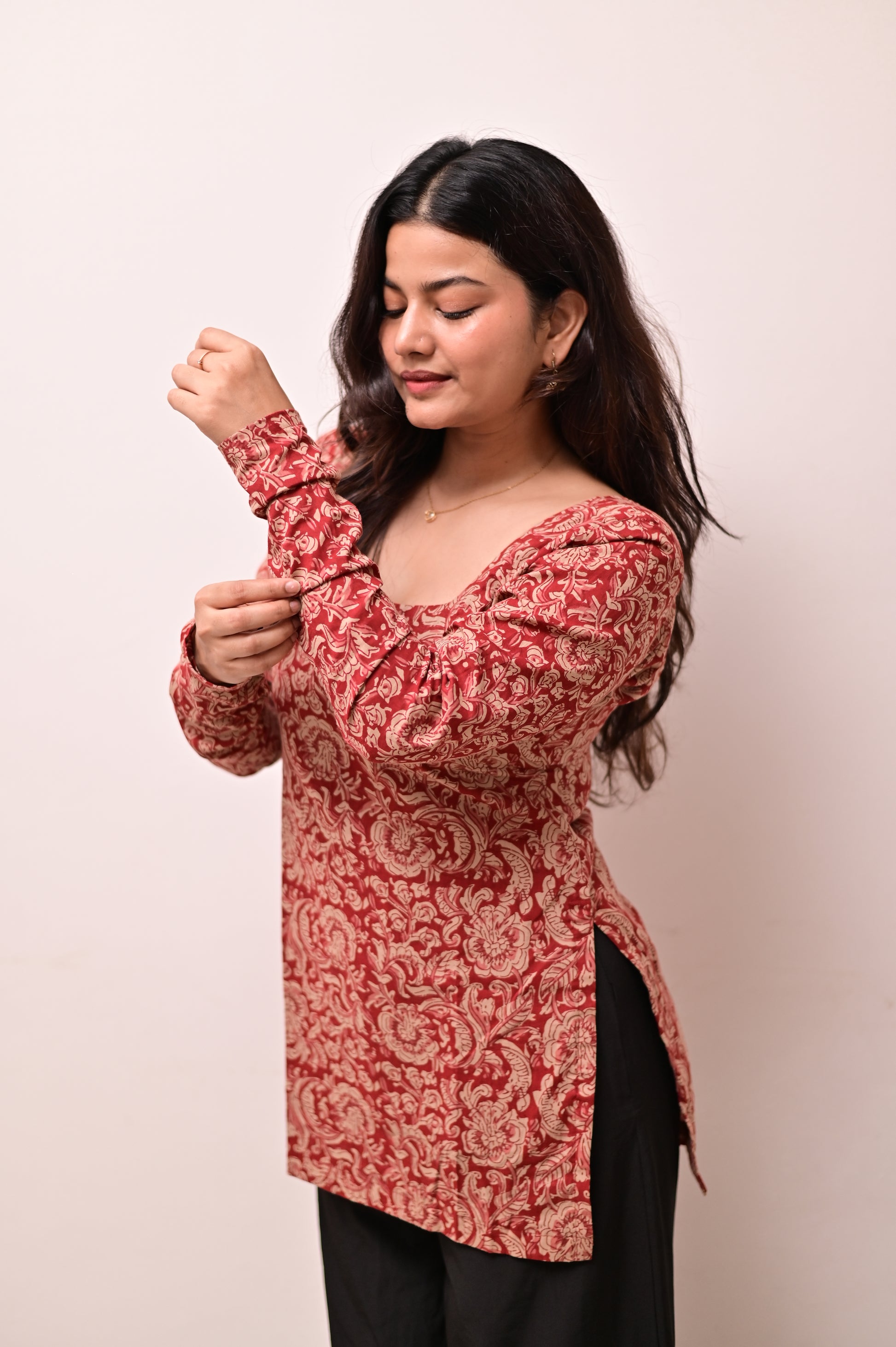 Full sleves red short Kurti