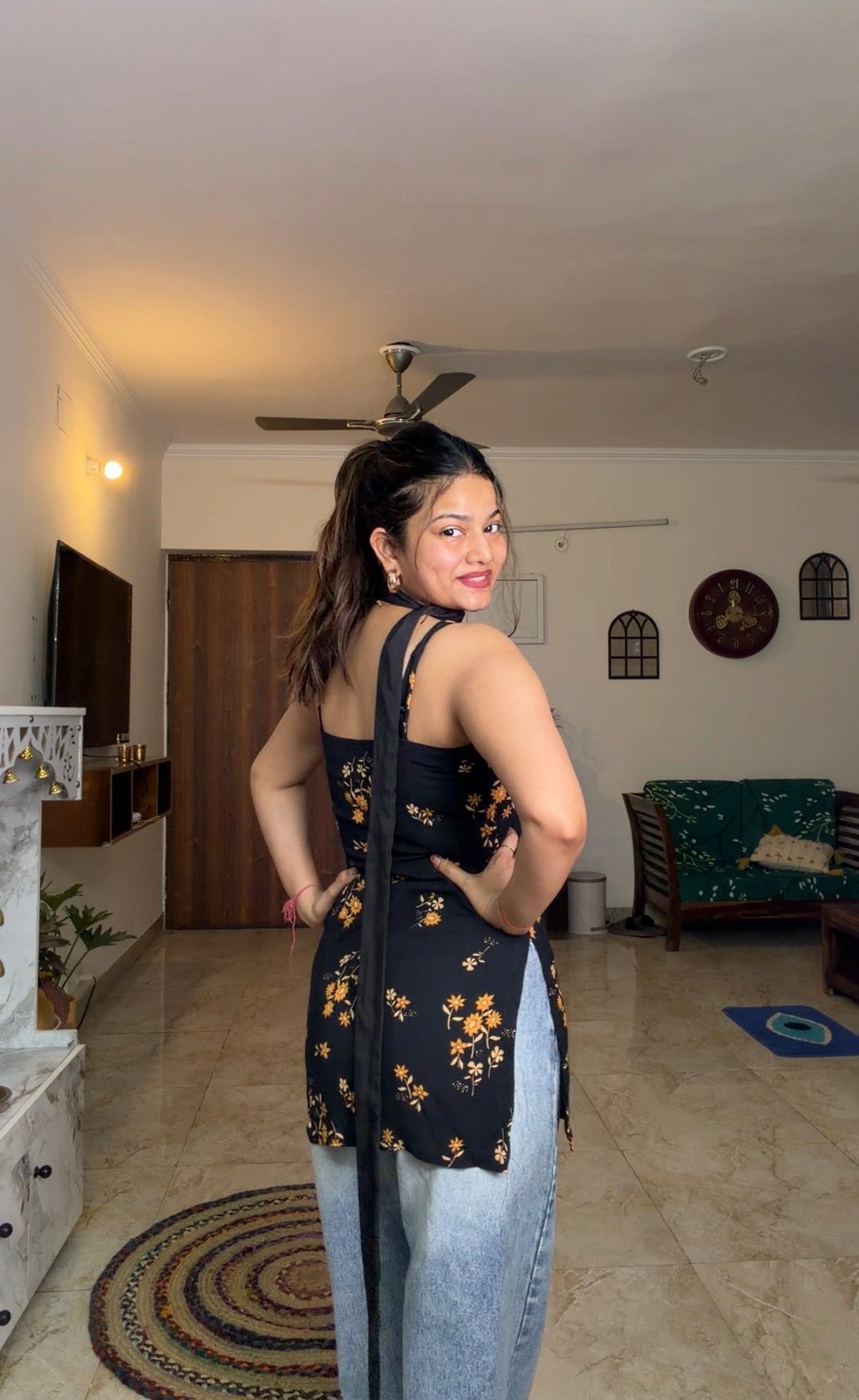 Liana Short Kurti